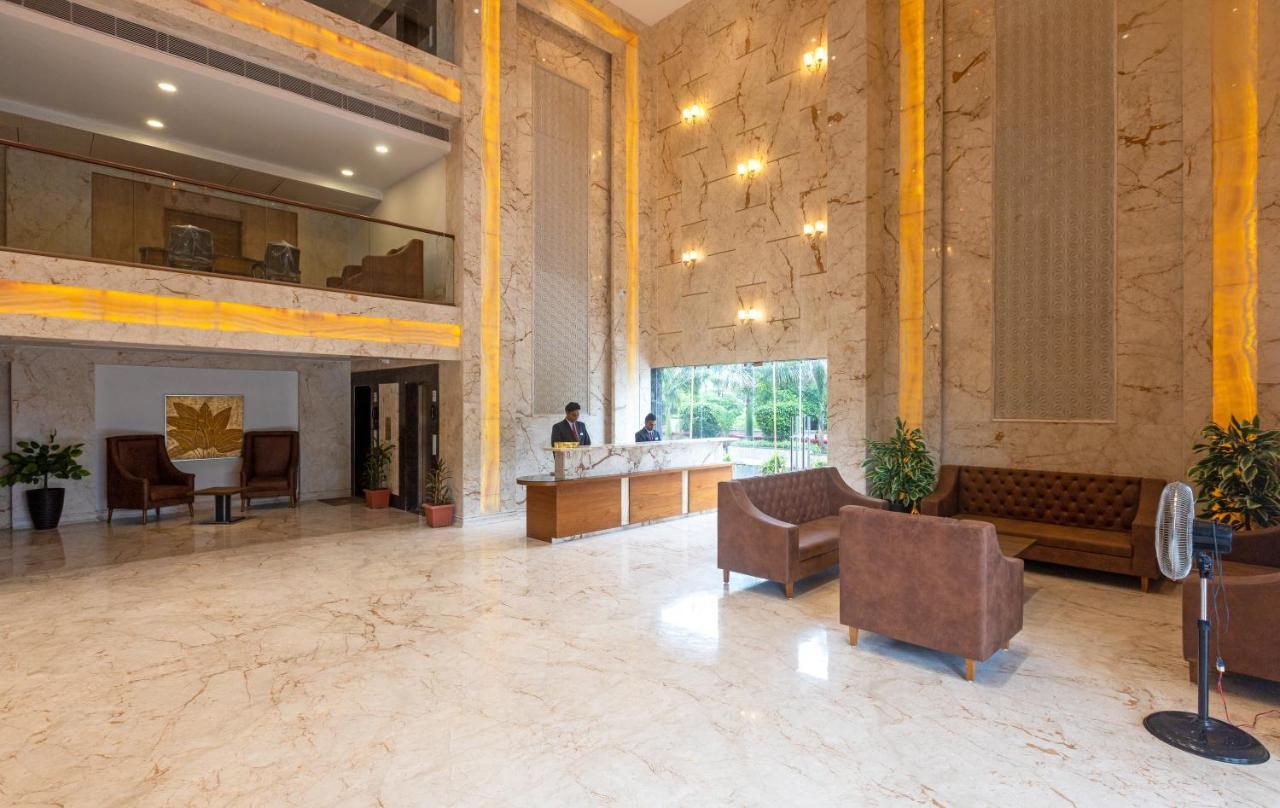 Pride Hotel Bhopal Dış mekan fotoğraf