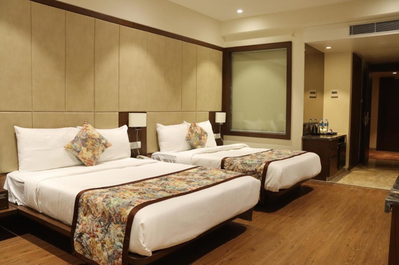 Pride Hotel Bhopal Dış mekan fotoğraf