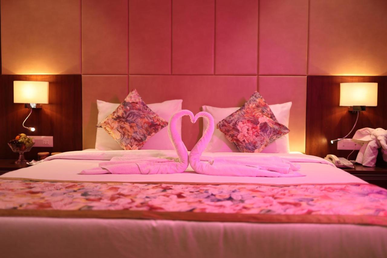 Pride Hotel Bhopal Dış mekan fotoğraf