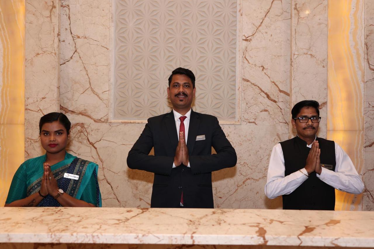 Pride Hotel Bhopal Dış mekan fotoğraf